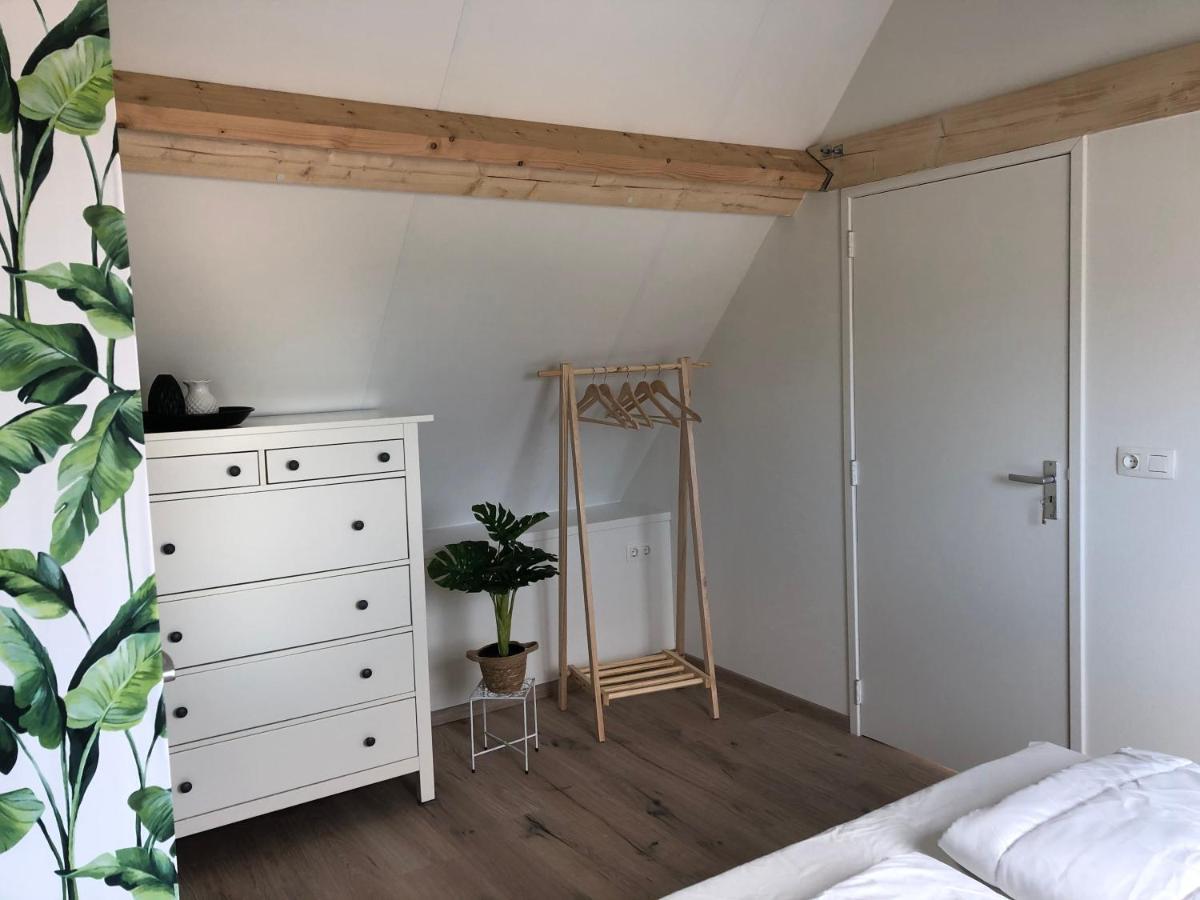 Huisje Op Den Diek Sint Kruis Eksteriør billede