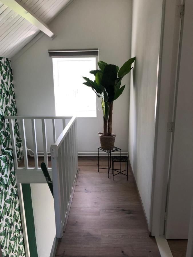 Huisje Op Den Diek Sint Kruis Eksteriør billede
