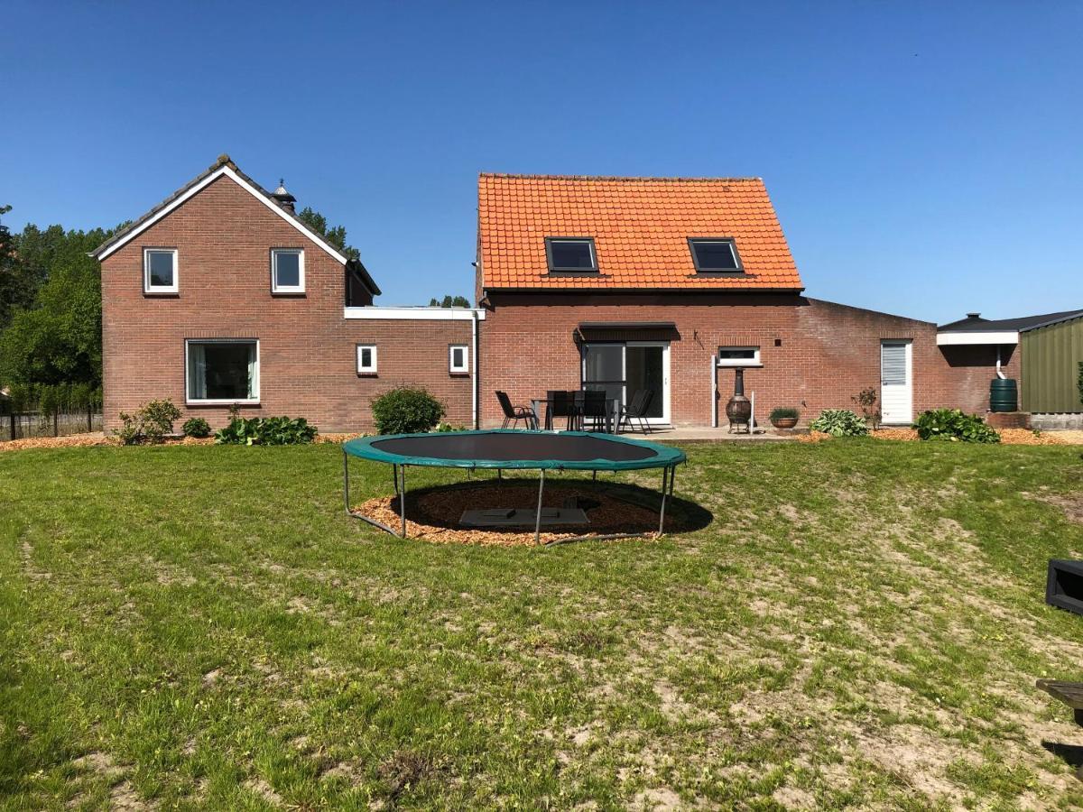 Huisje Op Den Diek Sint Kruis Eksteriør billede